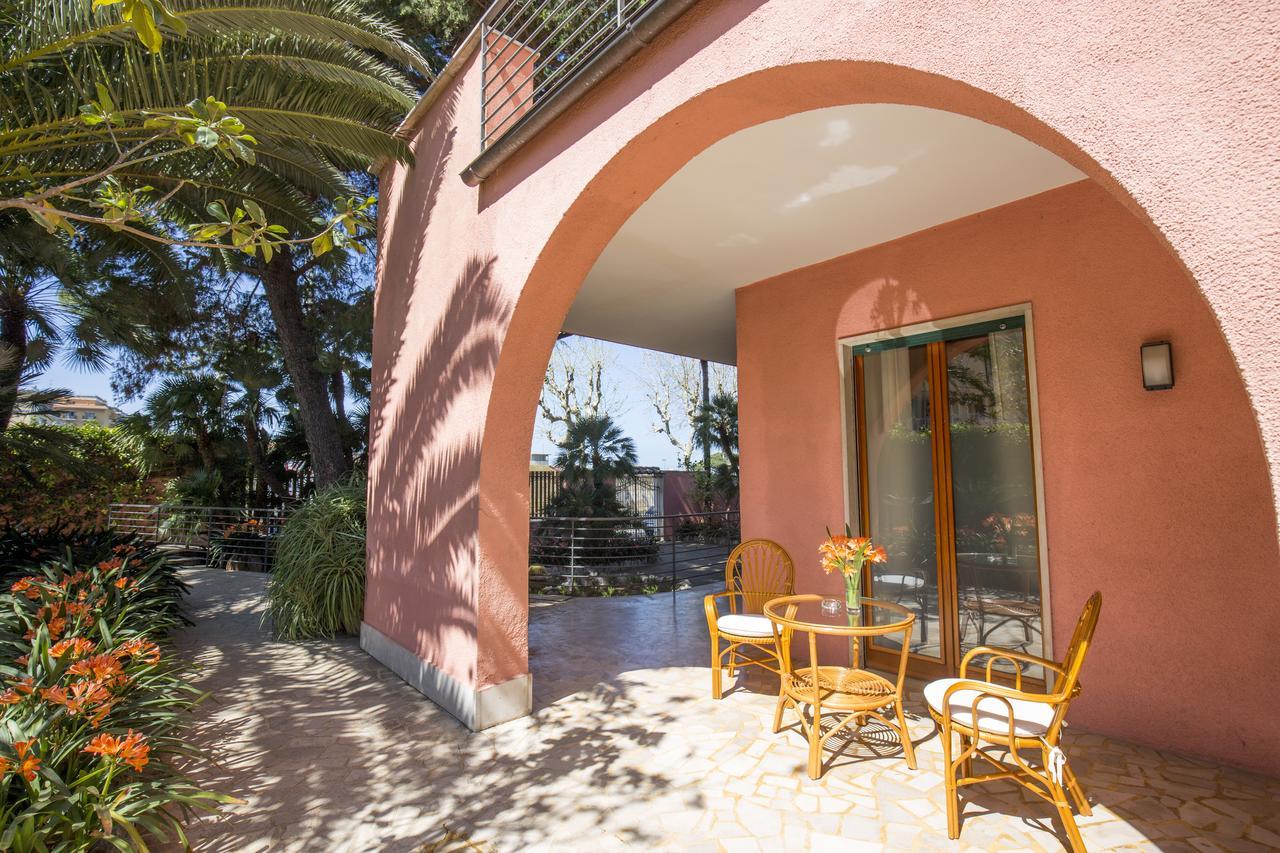 Villa Rosa Соренто Екстериор снимка